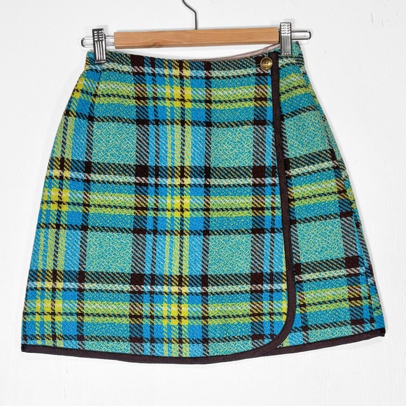 Vintage Dresses & Skirts - VTG 60s Gurian Plaid Mini Wrap Skirt Womens XS Mod Preppy Tartan Academia
